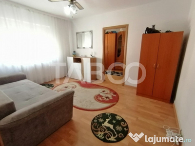 Apartament de vanzare 2 camere etaj intermediar Vasile Aaron