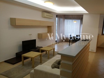 Apartament luminos si cochet cu 3 camere, mobilat, parcare, boxa, paza