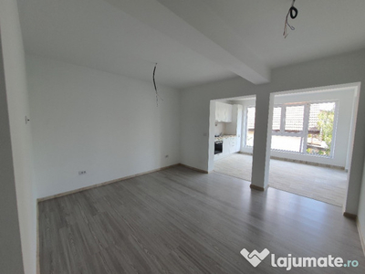 Bloc 2023 apartament 3 camere etaj 1 + terasa + parcare proprie