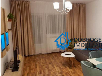 CENTRAL-APARTAMENT 3 CAMERE DECOMANDAT. ULTRADOTAT SI MOBILA