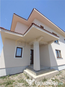 Duplex superb - 5 camere - toate utilitatile - langa asfalt