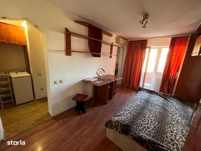 Apartament cu 3 camere, centrala proprie, zona Girocului