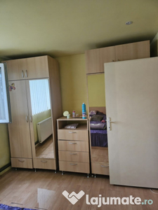 Închiriez apartament 2 camere Micro 4