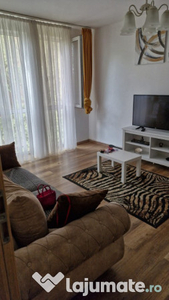 Inchiriez apartament 3 camere stil frantuzesc /piata minis titan