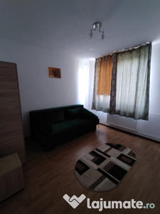 INCHIRIEZ APARTAMENT CU 2 CAMERE IN PLOIESTI