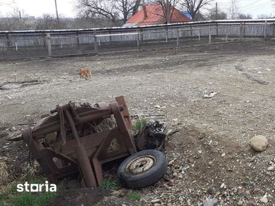 COMISION 0% Casa demolabila cu teren de 539 mp - Bransat la curent si