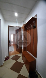 Vand apartament 2 camere Lotrului