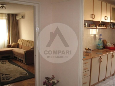 Vand apartament 3 camere Aparatorii Patriei