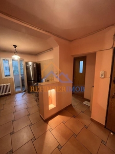 Vanzare apartament 3 camere zona Sebastian Calea Rahova