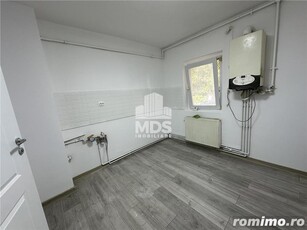 2 camere, renovat, centrala termica, parter inalt, Kiriac!