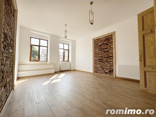 Apartament 1 camera, decomandat, 42 mp utili+boxa, parter inalt, zona Fabric