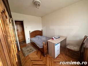 Apartament 2 camere, 52 mp, decomandat, zona Dâmbu Pietros