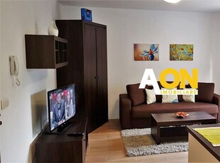 Apartament 2 camere, cu terasa proprie, Cetate