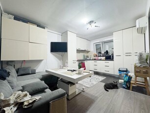 Apartament 2 camere, decomandat, 30 mp utili, etaj P/4, zona Lipovei