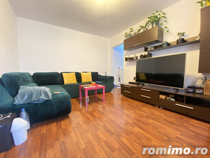 Apartament 2 camere, decomandat, 43mp utili, Etaj 2/4, în zona Olimpia