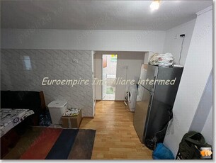 Apartament 2 camere decomandate zona Faleza Nord