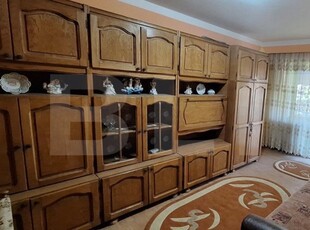 Apartament 2 camere , cu 2 balcoane și pivnița , zona Micro 17