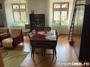 Apartament 3 cam, Ultracentral