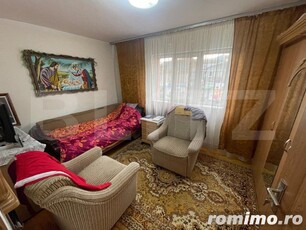 Apartament, 3 camere, 67mp, zona piata