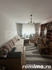 Apartament 3 camere, 68 mp utili, zona Obcini