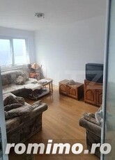 Apartament 3 camere, 70 mp, parcare, zona Tatarasi