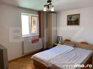 Apartament 3 camere, 99 mp, decomandat, zona Cetate