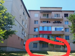 Apartament 3 camere de vanzare