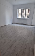 Apartament 3 camere, decomandat, 2 bai, Metrou Berceni, Finisaje Premium