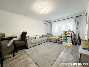 Apartament 3 camere, decomandat, 65 mp, etaj 3/4, zona Lipovei.