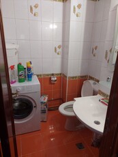 Apartament 3 camere, decomandat, etaj 3 - Zona McDonalds