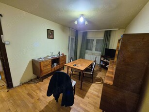 Apartament 3 camere decomandate Calea Lipovei