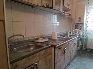 Apartament 3 camere etaj 1, zona Curcubeului