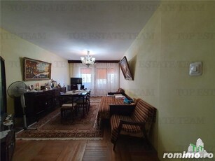 Apartament 3 camere luminos cu vedere la Portul Marii Negre