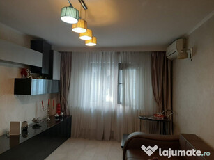 Apartament 3 camere renovat in spatele Bd-ului Bucuresti.