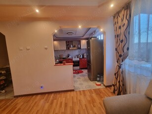 Apartament 4 camere