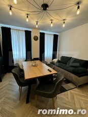 Apartament 4 camere, renovat, 81 mp utili, ultracentral, PIata Unirii