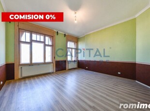 Apartament central cu 3 camere decomandat