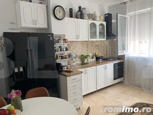 Apartament cu 1 cameră, 44 mp, etaj intermediar, Gruia