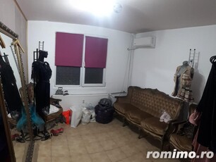 Apartament cu 2 camere, pretabil firma, Chișinău