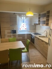 Apartament cu 3 camere și priveliște panoramică, parcare, Sud, 3 balcoane