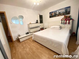 Apartament cu 3 camere superb 82 mp, Zona Shopping City