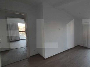 Apartament cu 3 camere, zona centrala, 60 mp