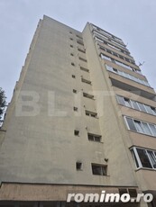 Apartament cu 3 camere, zona Dacia