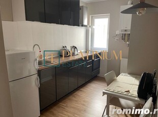 Apartament cu 3 camere, zona Spitalul Judetean. CENTRALA PROPRIE