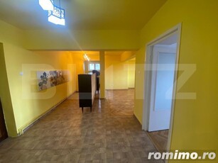 Apartament de 4 camere, 107 mp, etaj intermediar, Ultracentral