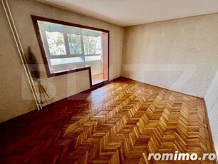 Apartament Decomandat cu 4 Camere, 81mp, Zona Restaurant Dacia - Valea Roșie