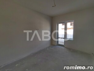 Apartament la ETAJUL 1 cu 3 camere balcon si loc parcare 0% Comision!