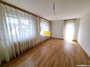 Apartament la vila 3 camere, garaj, Alba Micesti