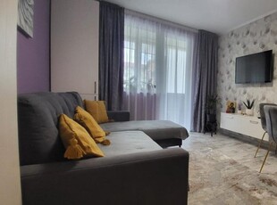 Apartament modern, 2 camere, etaj 1, parcare, zona Eroilor