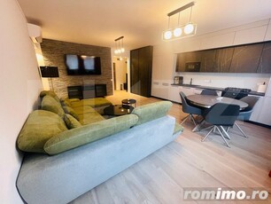 Apartament modern de vanzare, 77 mp, 2 bai, 3 camere, zona Parcului Poligon